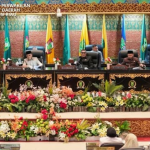 DPRD Provinsi Riau Gelar Paripurna Penyampaian Rekomendasi Ranperda Perlindungan Perempuan dan Perubahan AKD