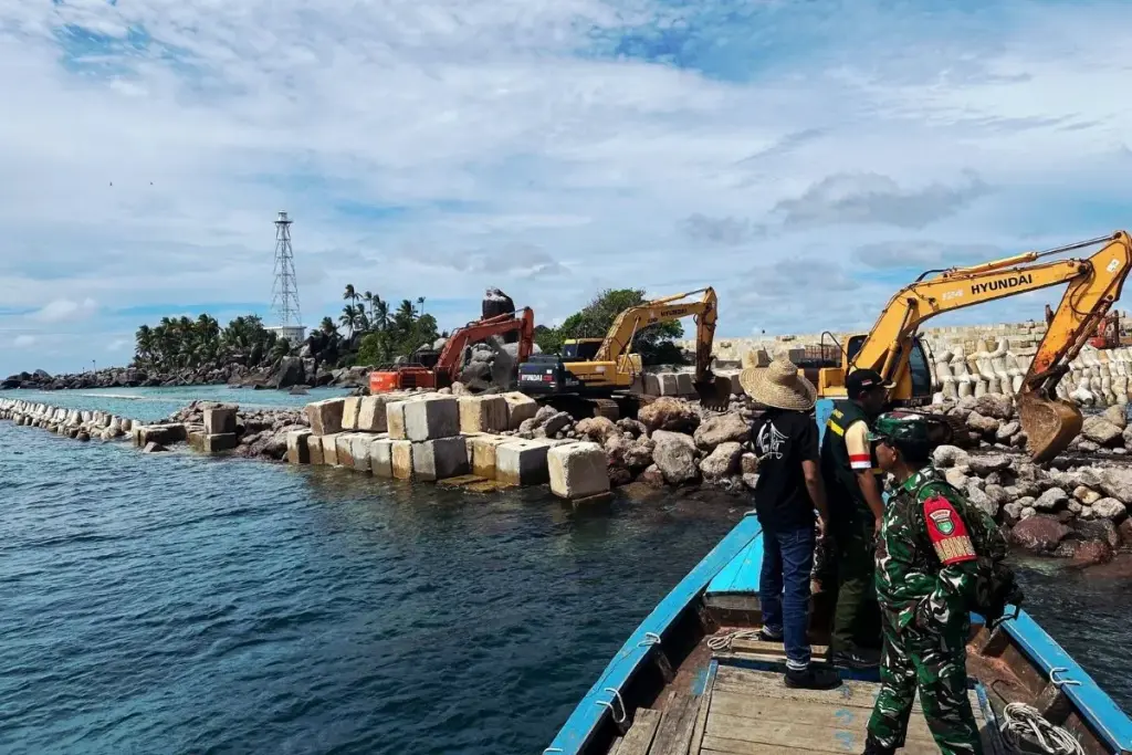Imigrasi Ranai Awasi Orang Asing di Pulau Terluar Natuna, Dua WN China Diperiksa