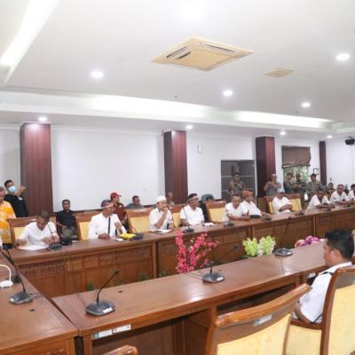 Komisi III DPRD Batam Siap Mediasi Masalah Sopir Taksi di Punggur