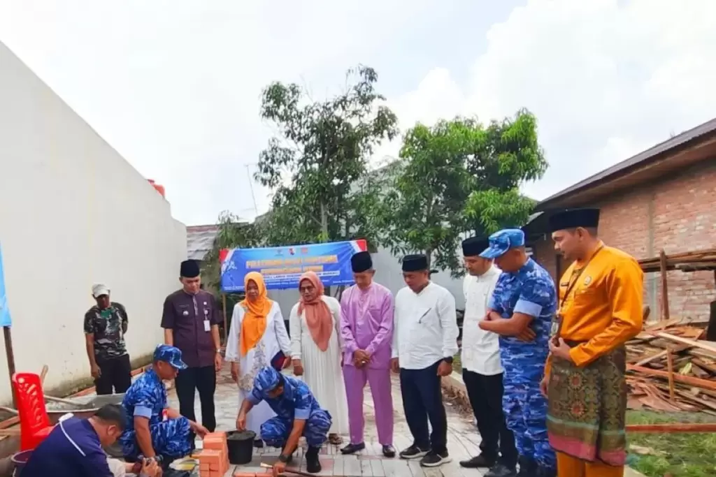 Gandeng TNI AU Roesmin Nurjadin, Baznas Riau Bangun Rumah Untuk Keluarga Miskin