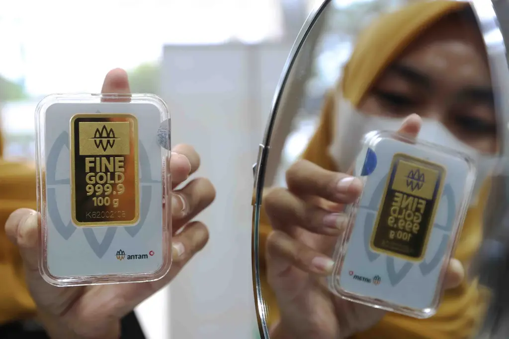 Harga Emas Antam Naik Lagi, Tembus Rp1,6 Juta per Gram Hari ini