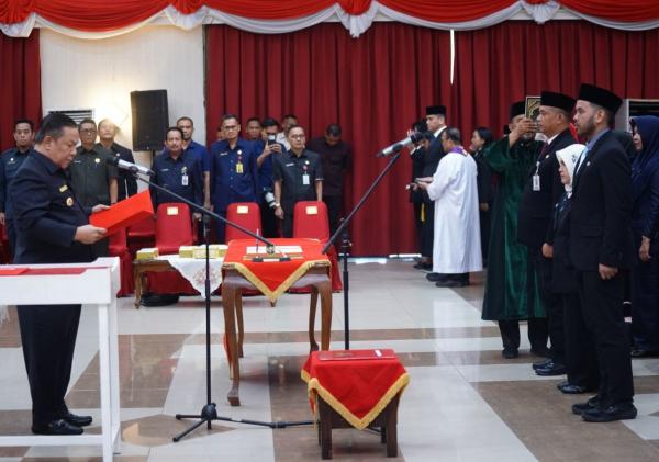 Plt Gubri Lantik 77 Kepala Sekolah SMA/SMK dan SLB Negeri, Ini Daftarnya