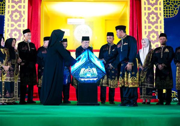 Pembukaan MTQ XLIV Riau Meriah, Plt Gubri Targetkan Lahir Qari dan Qariah Terbaik