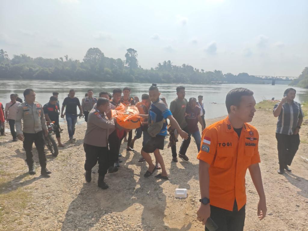 Korban Jatuh dari Jembatan Rantau Berangin Ditemukan Meninggal