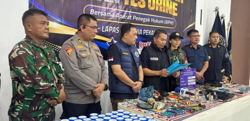 Lapas Pekanbaru Razia Kamar WBP, 154 Barang Terlarang Diamankan