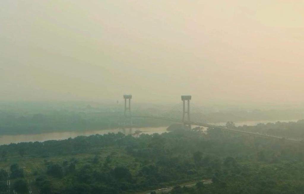 Riau Nihil Titik Karhutla, Sejumlah Daerah Kembali Diselimuti Kabut Asap