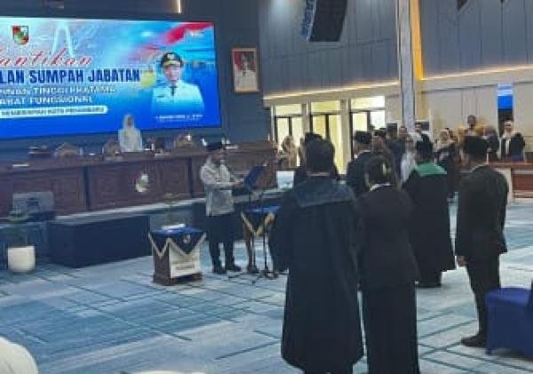 Agung Nugroho Lantik 17 Pejabat Pemko Pekanbaru, Ini Daftarnya