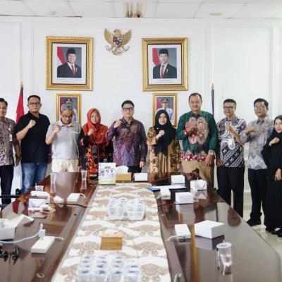 Kanwil Kemenkum Kepri–Kominfo Kepri Sepakati Penguatan Publikasi Informasi Hukum