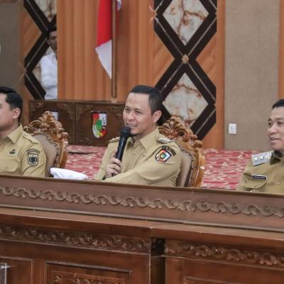 Wako Pekanbaru Dorong Dinas PUPR Normalisasi Sungai untuk Atasi Banjir