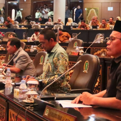 DPRD Riau Gelar Paripurna Jawaban Gubernur atas Pandangan Umum Fraksi terhadap Ranperda Pertanggungjawaban APBD 2024