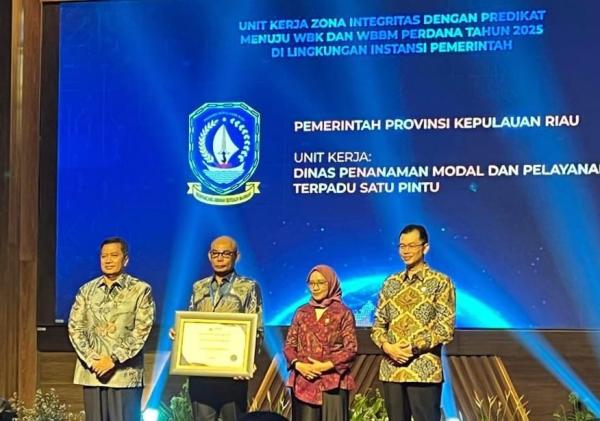 Pertama di Lingkungan Pemprov, DPMPTSP Kepri Raih Predikat WBK 2025 dari Kemenpan RB