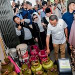 Bahlil Tegaskan Pengecer LPG 3 Kg Tak Dihapus, Tapi Ditransformasi Jadi Sub Pangkalan