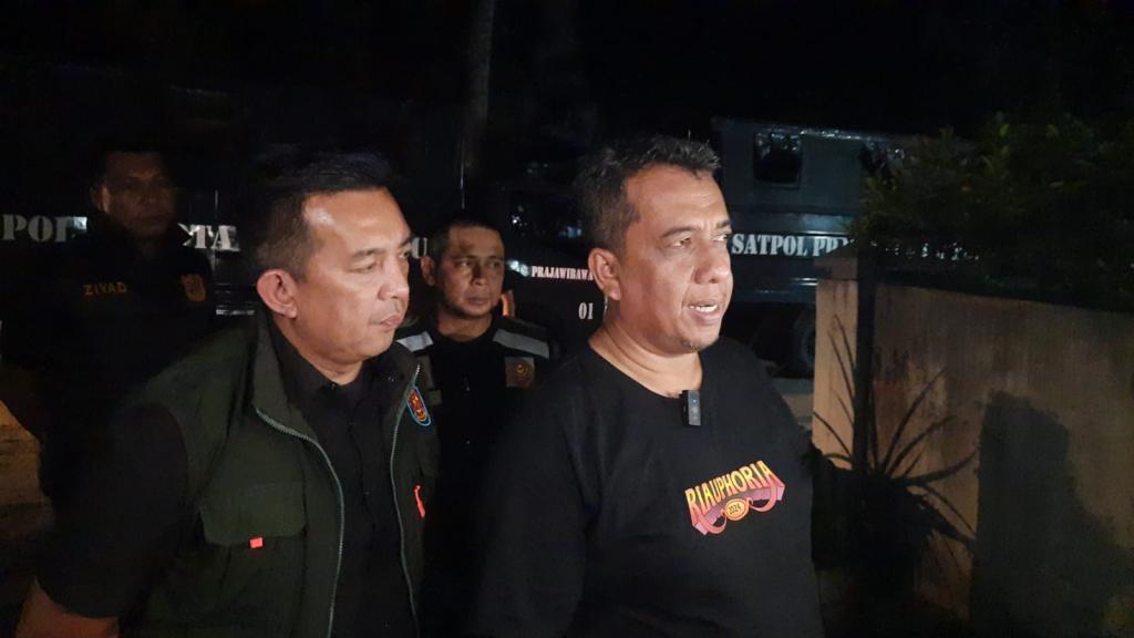 Jaga Ketertiban Jelang Ramadhan, Pj Wali Kota Pekanbaru Pimpin Razia Prostitusi di Jondul