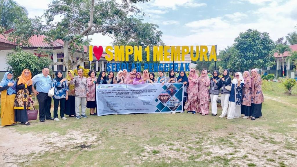 Dosen FKIP UNRI Latih Guru di Siak Memanfaatkan iSpring Suite untuk Kurikulum Merdeka