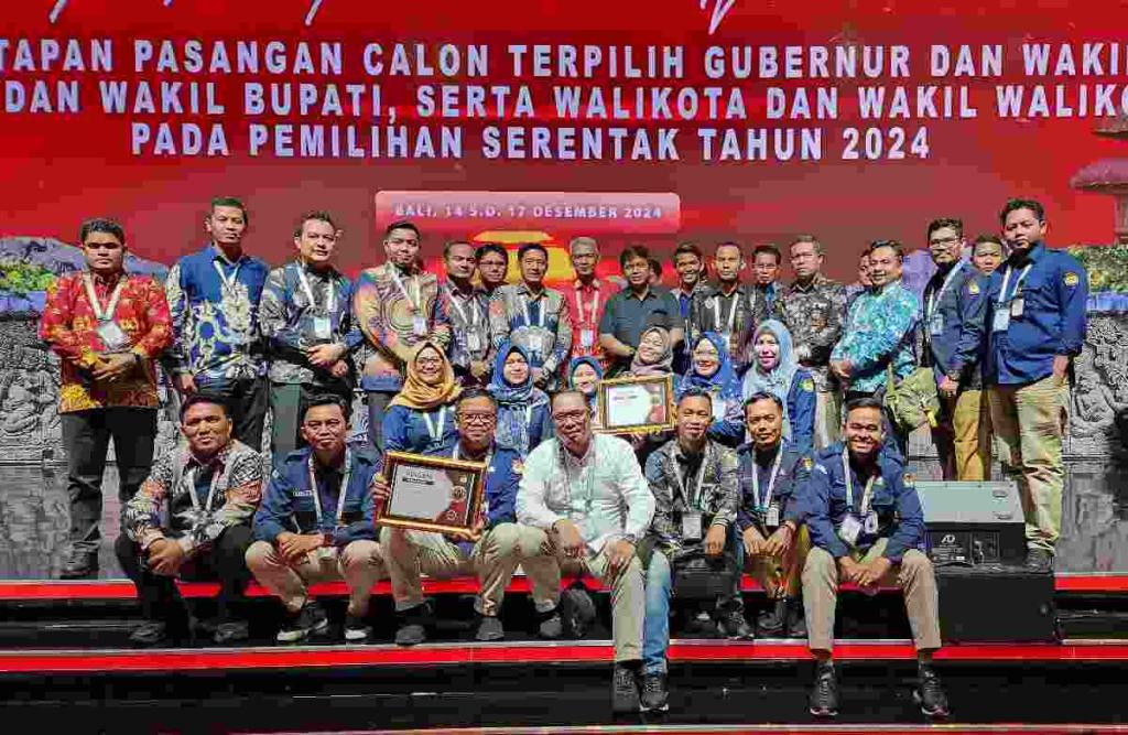 Jelang Penghujung Tahun 2024, KPU Riau Raih Empat Penghargaan