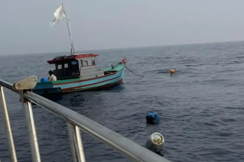 Nelayan Anambas yang Hilang di Laut Ditemukan Selamat di Malaysia