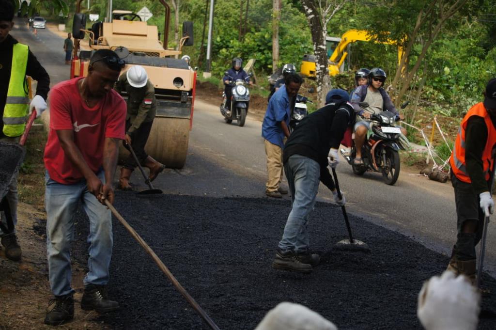 Pemprov Kepri Perbaiki Jalan Nusantara KM 13 Tanjungpinang-Kijang