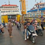 Aktivitas Penyeberangan Roro Dumai-Rupat Ramai, Warga Diminta Berhati-hati