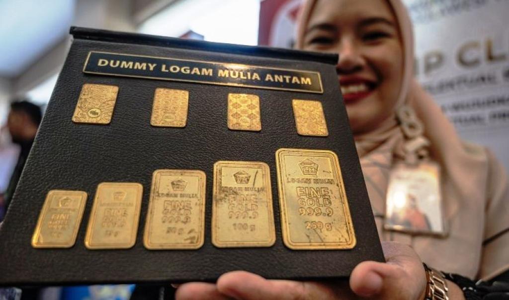 Emas Antam Anjlok Rp 12.000 per Gram: Rincian Harga Terbaru