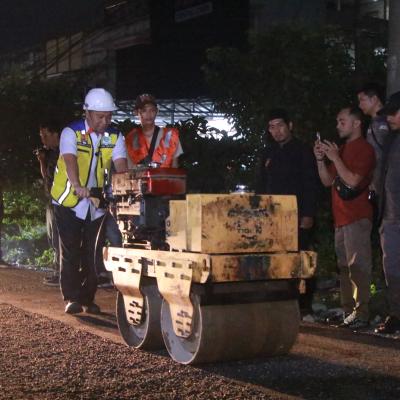 Komitmen Markarius Anwar: Langsung Tinjau Perbaikan Jalan Berlubang di Pekanbaru Pasca Pelantikan