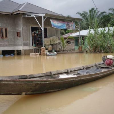 Banjir Meluas di Riau: 12 Desa Terdampak, Warga Diminta Waspada