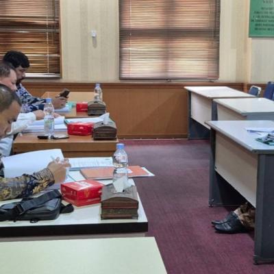 Wabup Bengkalis Bagus Santoso Tambah Gelar Akademik Sarjana Hukum