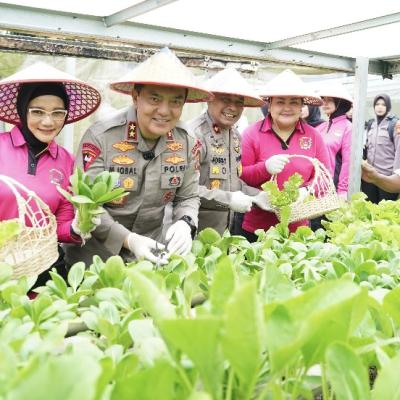 Kapolda Riau Luncurkan Program Pekarangan Pangan Lestari untuk Ketahanan Pangan