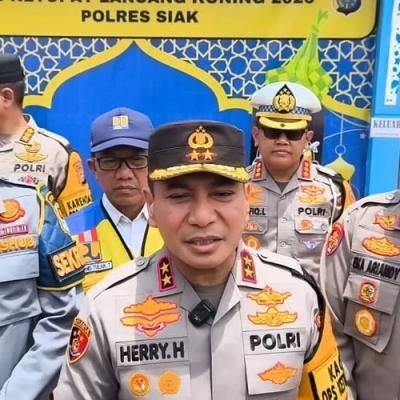 Kapolda Riau Tinjau Pospam di Siak, Pastikan Kelancaran Arus Mudik Lebaran