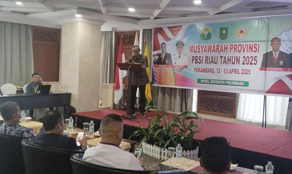 Eri Zulhendrizal Kembali Terpilih Sebagai Ketua Umum PBSI Riau Periode 2025-2029
