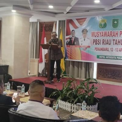 Eri Zulhendrizal Kembali Terpilih Sebagai Ketua Umum PBSI Riau Periode 2025-2029