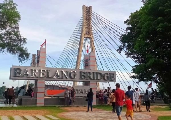 Mobilitas Tinggi, BP Batam Larang Parkir di Jembatan Barelang