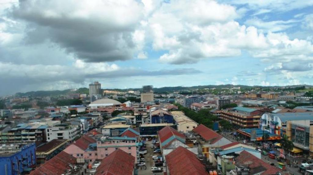 Prakiraan BMKG :  Hari Ini Cuaca Riau Didominasi Cerah, 46 Titik Panas Masih Terpantau