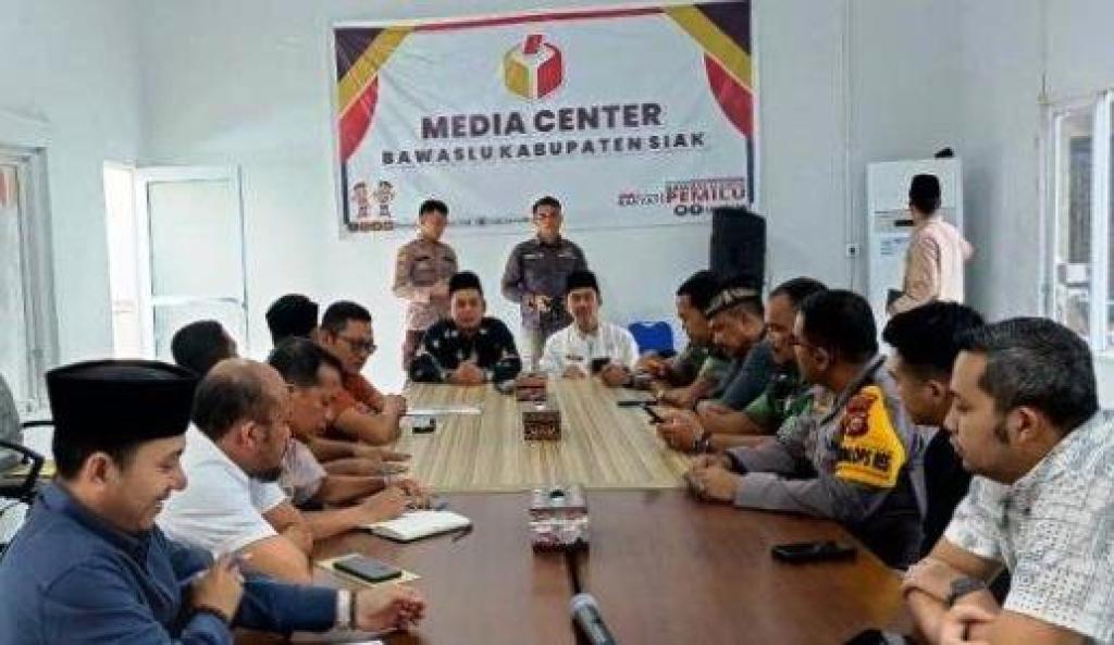 Bawaslu Siak Inisiasi Kesepakatan Damai Antisipasi Konflik di Lokasi PSU