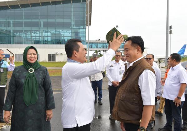 Menko Yusril Kunjungi Kepri, Gubernur Ansar Tegaskan Dukungan Reformasi Hukum