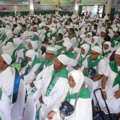 Kakanwil Kemenag Kepri Ingatkan Calon Haji: Fokus Ibadah, Bukan Belanja di Tanah Suci