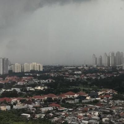 BMKG Peringatkan Cuaca Ekstrem di Kepri Hari ini: Waspada Hujan Lebat Disertai Petir