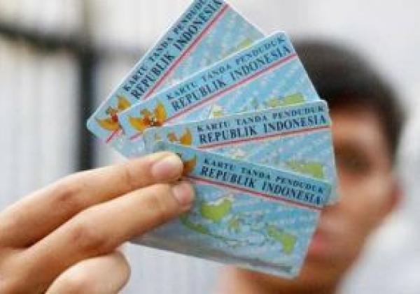 Layanan KTP-el dan KIA Dihentikan Karena Server Down, Disdukcapil Pekanbaru Mohon Maaf