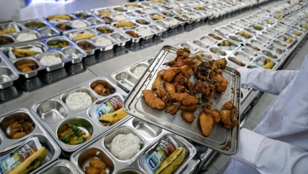 Kolaborasi Pemko dan Swasta: 4 Dapur Umum Batam Produksi 3.000 Porsi MBG Per Hari