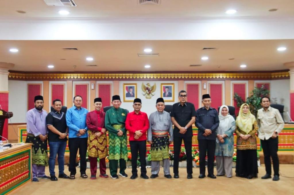 Komitmen Dukung Daerah Istimewa, DPRD Riau Mulai Galang Donasi