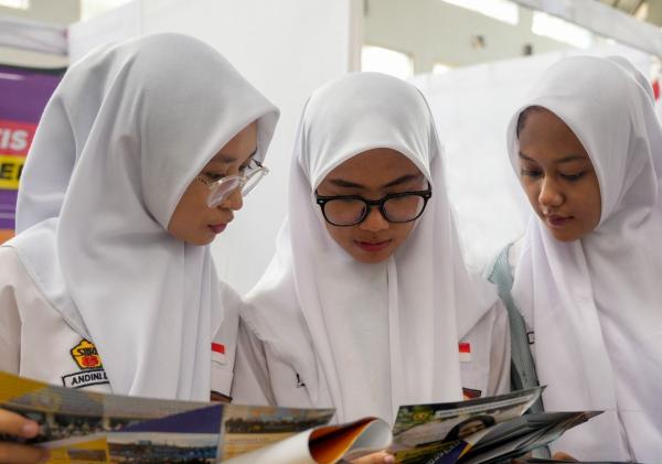 Finalisasi PDSS SNBP 2025 Diperpanjang, Disdik Riau Tindak Tegas Sekolah yang Masih Lalai