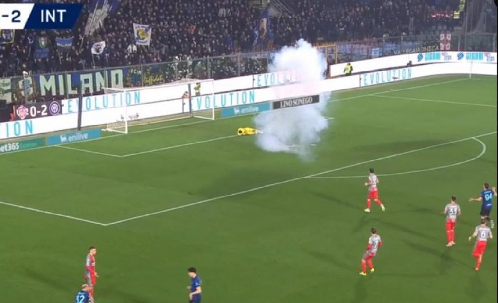 Polisi Segera Tangkap Pelaku Pelemparan Flare ke Kiper Timnas Indonesia Emil Audero