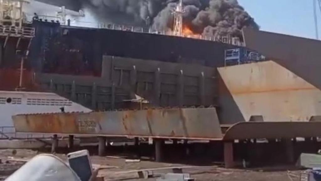 Korban Tewas Akibat Kebakaran Kapal Federal II di Batam Bertambah, Total 13 Orang