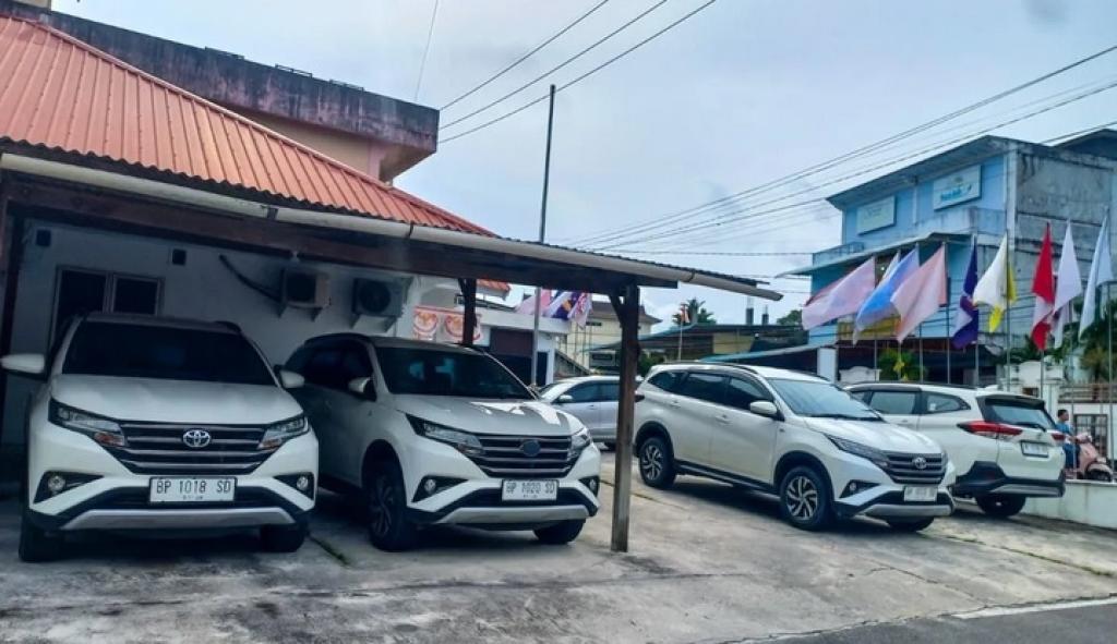 KPU dan Bawaslu Natuna Kembalikan Mobil Dinas Sewa Demi Efisiensi Anggaran