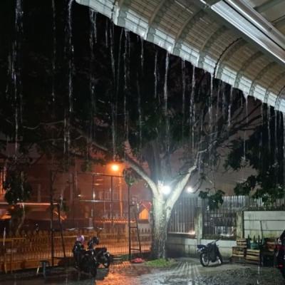 Cuaca Riau 13 Januari: Waspadai Hujan Disertai Petir dan Angin Kencang