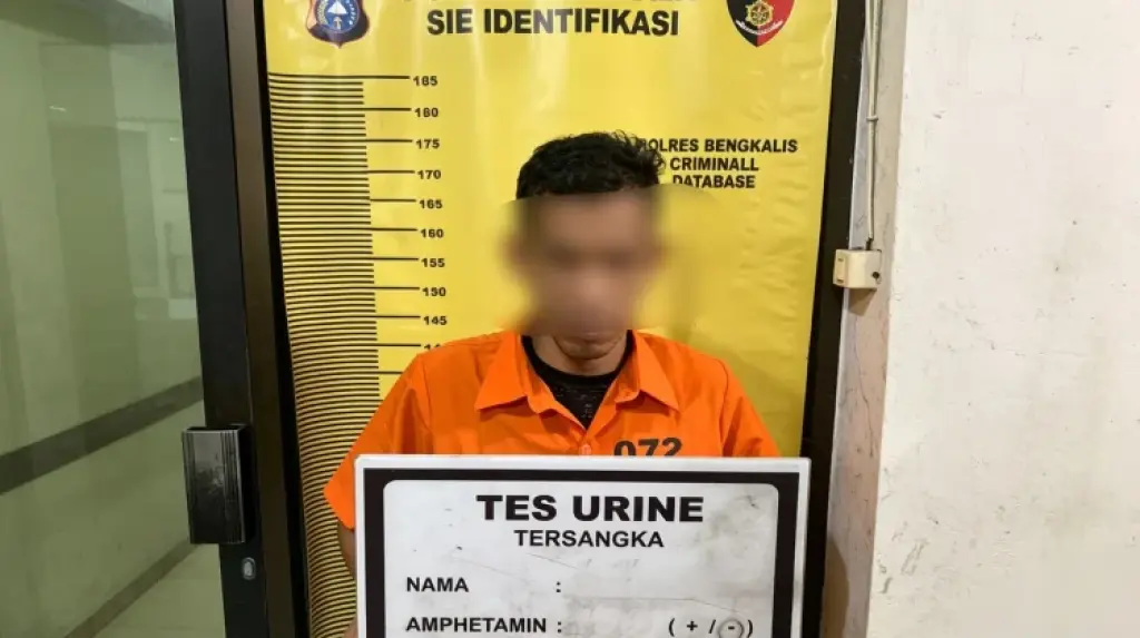 Pesta Pernikahan di Desa Deluk Digerebek, Pemain Keyboard Positif Methamphetamine