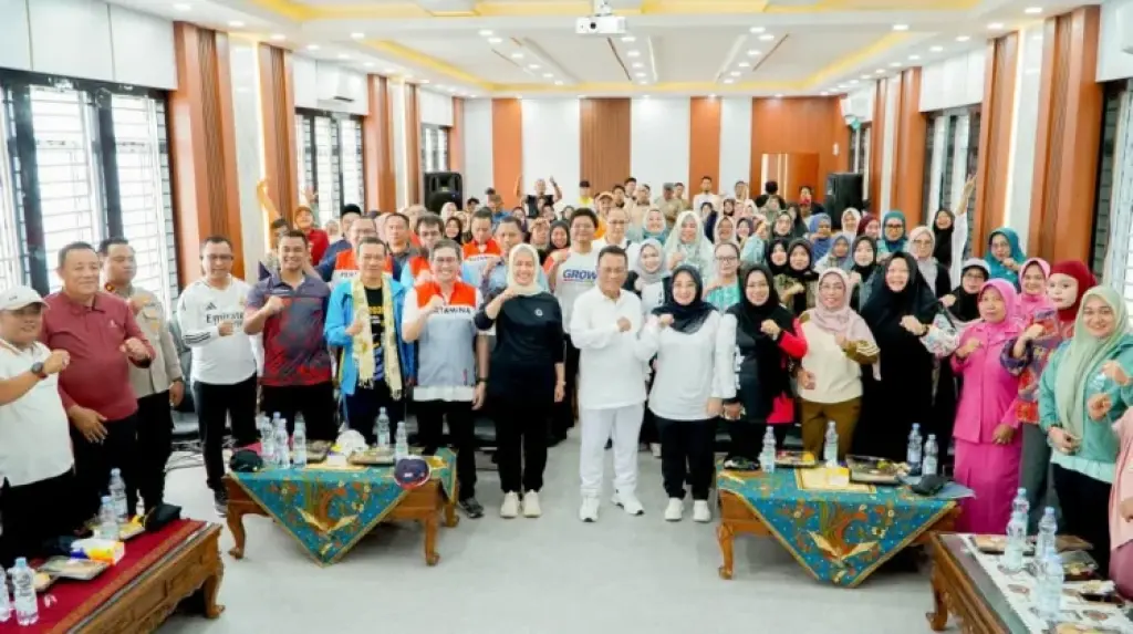 Bupati Rohil Dorong UMKM Kuasai Keuangan Digital dan Inovasi Produk