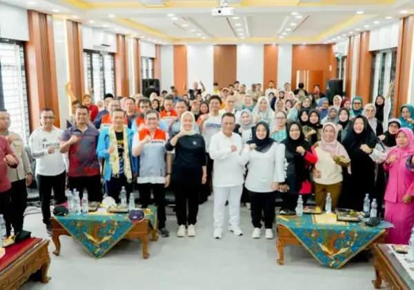 Bupati Rohil Dorong UMKM Kuasai Keuangan Digital dan Inovasi Produk