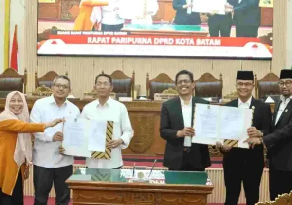 DPRD Batam Sahkan Ranperda Pengelolaan Sampah, Atur Daur Ulang hingga Energi