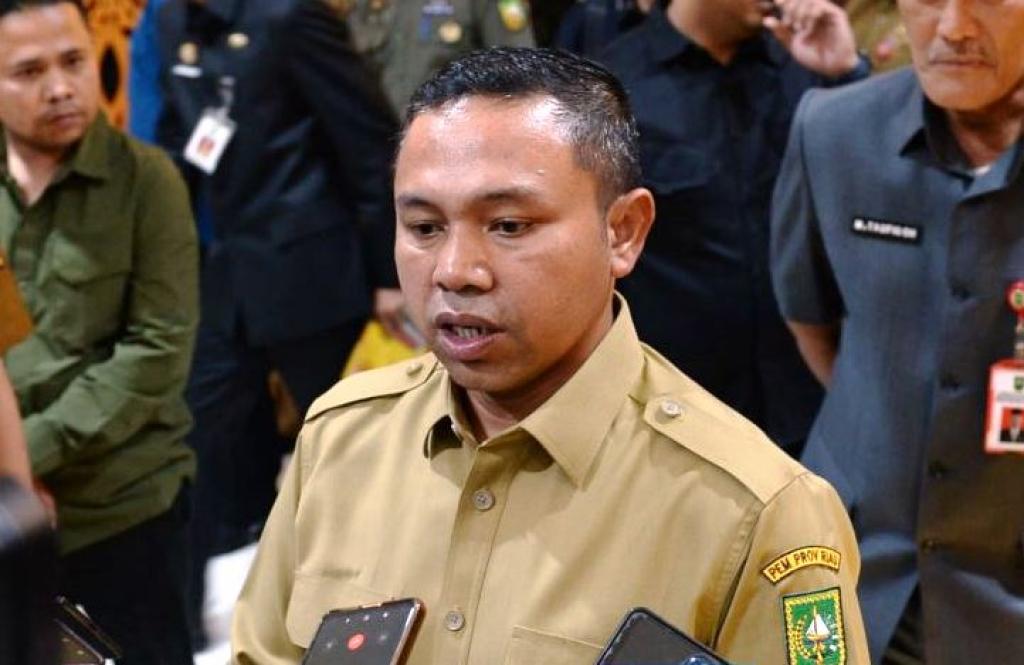 Gubernur Riau Abdul Wahid Komitmen Percepat Pembangunan Infrastruktur Jalan dan Jembatan di Riau