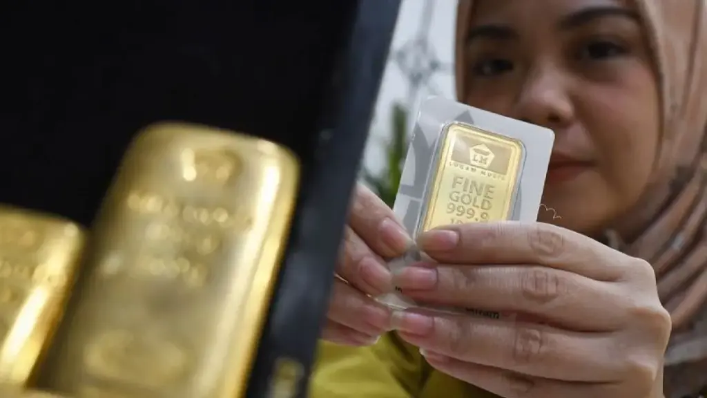 Harga Emas Antam Turun Drastis Rp33.000, Ini Rinciannya Per Kamis 1 Mei 2025